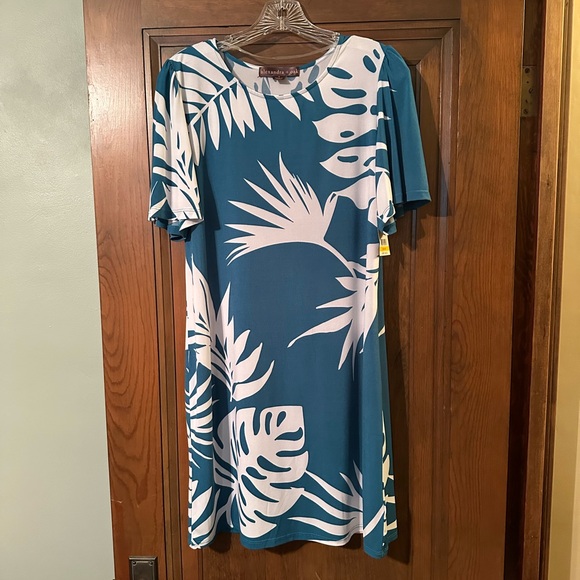 NWT Alexandra + Oak Tropical Short Flutter Sleeve Mini Dress - Picture 1 of 7